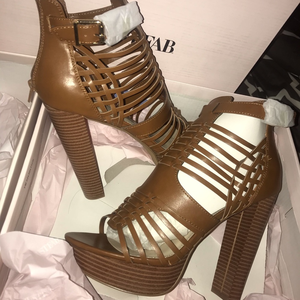 BRAND NEW women’s heels size 9.5 for 50% off!!